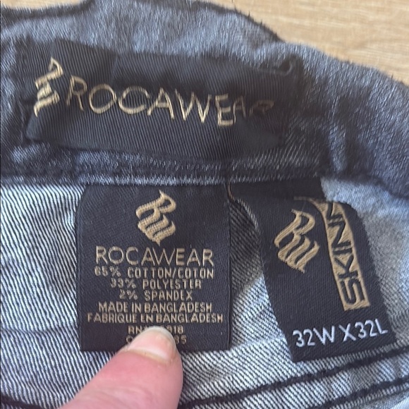 H&M Black Slim Jeans with Distressed Detailing - Picture 3 of 11